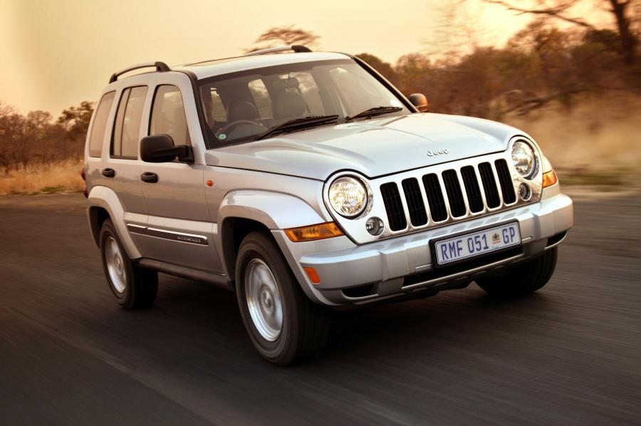  Jeep Cherokee 2002 года  (фото 5 из 130)